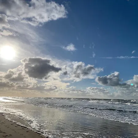 Holiday home Zomerhuis Enjoy Egmond aan Zee